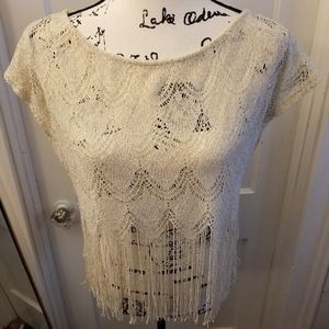 Kirra knitted Embroidered Crem Top SIZE XS.